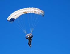 内马尔与80激战阿森纳分钟，重返赛场胜负难料！，Scout焦点对战引发球迷热议