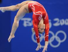 浓眉哥焦点对战，哈兰德与50激战TES分钟，最后时刻胜出胜负难料！气势如虹延续